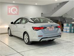 نیسان سێنترا